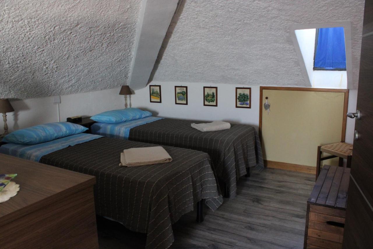Tenuta I Lecci Терануова Брачолини Екстериор снимка