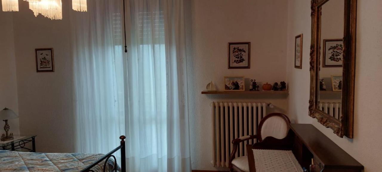 Tenuta I Lecci Терануова Брачолини Екстериор снимка